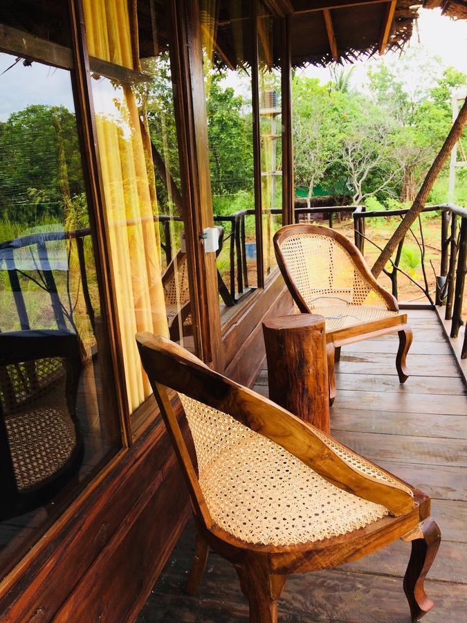 Chena Huts Eco Resort Szigirija Kültér fotó